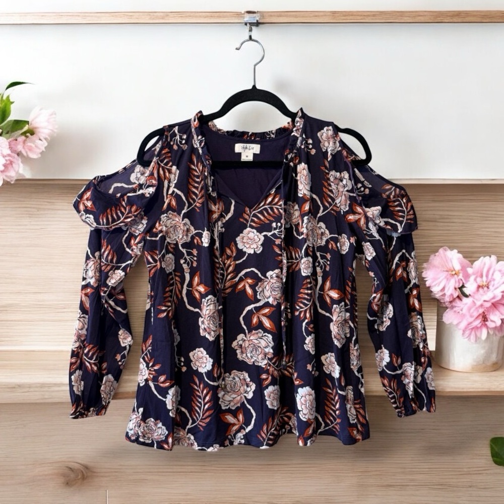 Style & Co. Navy Floral Print Cold Shoulder Top